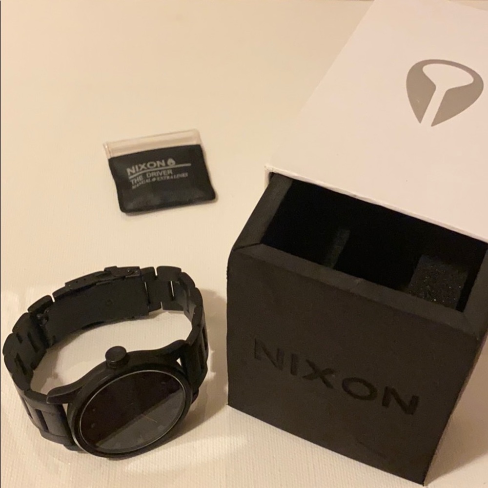 Black on Black Nixon Driver
